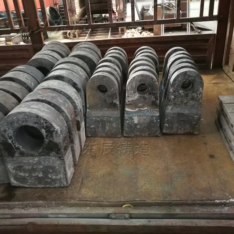 黑龙江密山的高铬铸铁破碎锤头发货厂家